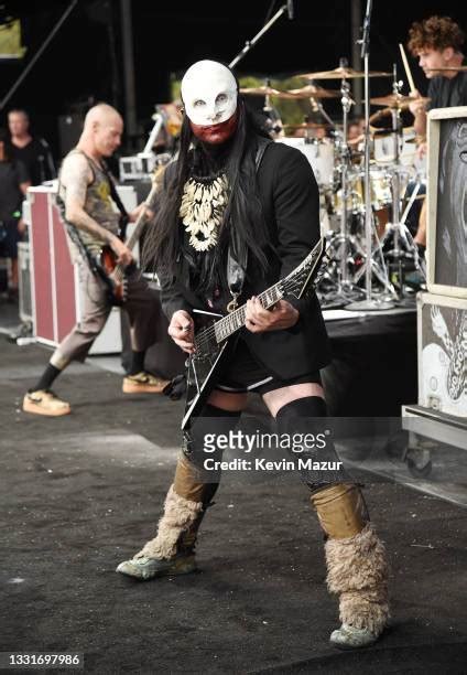 Wes Borland Photos And Premium High Res Pictures Getty Images