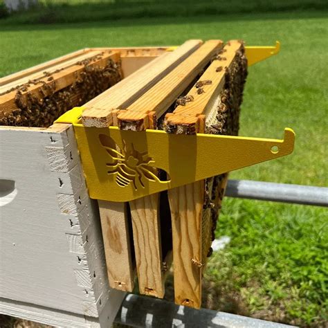 Beehive Inspection Bracket Bee Hive Perch Frame Holder Beekeeping Tools