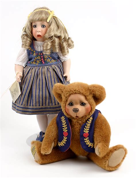 Goldilocks Porcelain And Wood Limited Edition Collectible Doll By