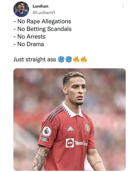 Out Of Context Man Utd On Twitter Rt Antonyyooc