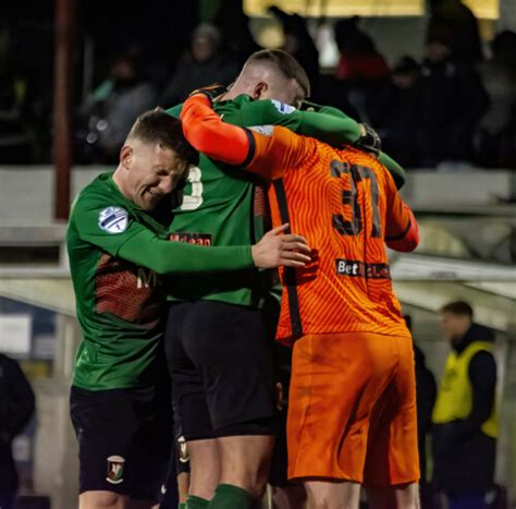 Glentoran Vs Linfield Lensdump