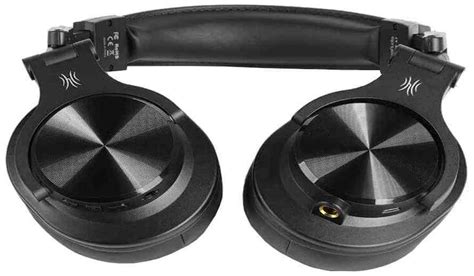 Audio Multitasking with OneOdio A70 Fusion Headphones