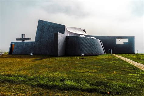 Modern Church In Iceland Moderne Kirche In Island Kostenloses Foto