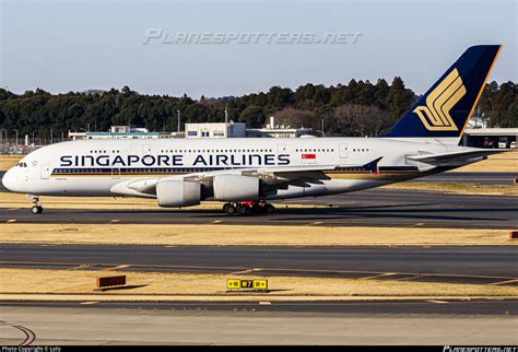 V Skr Singapore Airlines Airbus A Photo By Lolo Id