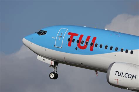 G TUML Boeing 737 Max 8 TUI Airways Bristol Airport Lul Flickr