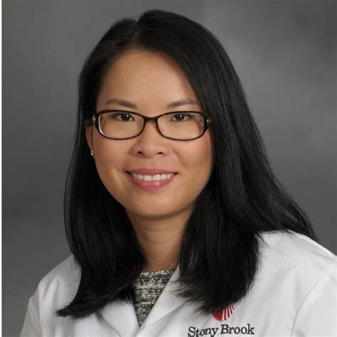 Dr Xun Lian Md East Setauket Ny Obstetrics