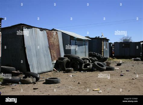 Corrugated Iron Shanty Town Hi Res Stock Photography And Images Alamy