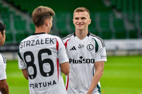 Legia Sprzedaje Pi Karza Potwierdzenie Lada Chwila