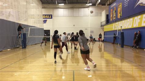 Dec 08 2019 Women S Cash Prize Six S Volleyball Deez Nuts Vs Just