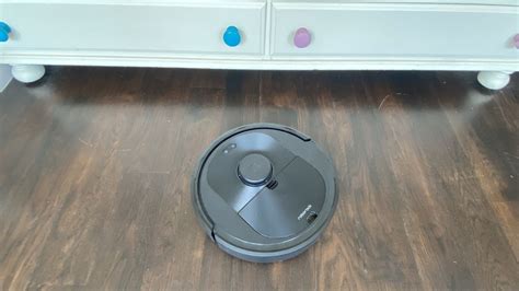 Roborock Q5 Review A Robot Vacuum That Will Tackle All Your Floor