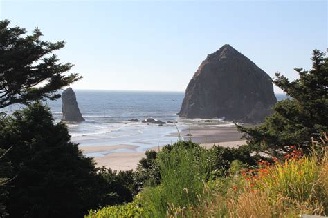 Haystack Rock, Cannon Beach, OR | Cannon beach, Favorite places, Outdoor