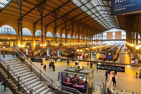 7 of the Busiest Train Stations in the World - WorldAtlas