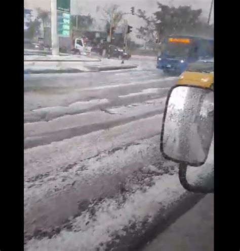 Videos Fuerte Aguacero Con Granizo Afecta La Movilidad En Varias Zonas