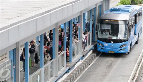 Malam Tahun Baru Transjakarta Beroperasi Hingga Pukul Foto