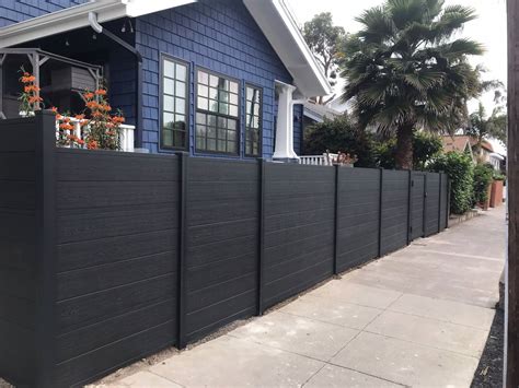 Modern Pvc Fences And Fencing Panels In The Usa Ca Aluglobusfence