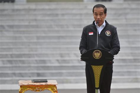 Jokowi Izinkan Gubernur Lemhanas Gabung Di Tim Pemenangan Ganjar