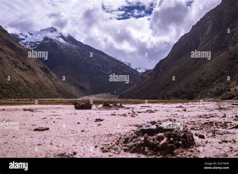 Hiking between mountains in Peruvian Andes Stock Photo - Alamy