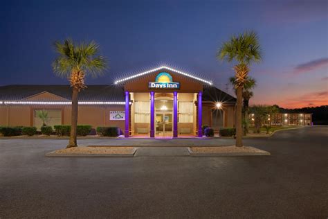 Days Inn by Wyndham Hardeeville/ I-95 State Line | Hardeeville, SC Hotels