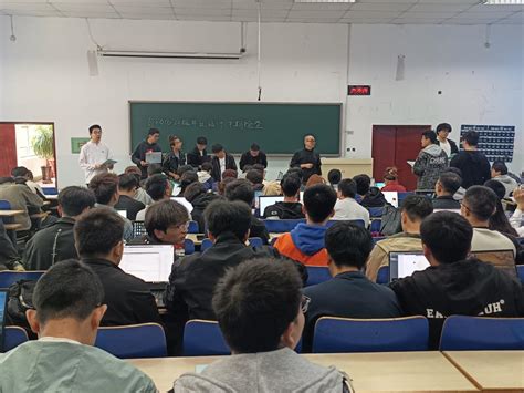 自动化学院举行2024届毕业设计中期检查 兰州交通大学自动化与电气工程学院