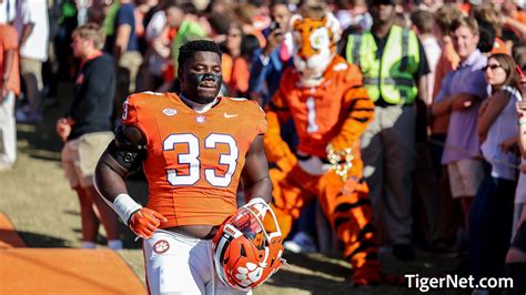 Clemson Football Photo Of Ruke Orhorhoro And North Carolina Tigernet