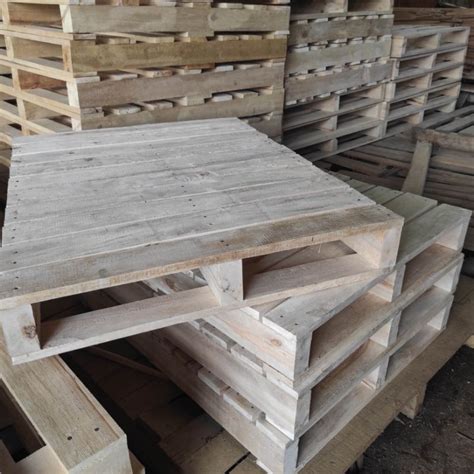 Jual Pallet Kayu Sengon Laut Albasia Ukuran 80×100cm Untuk Dipan