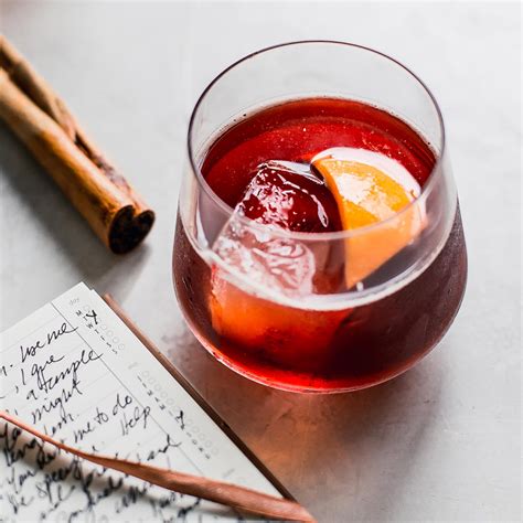 18 Holiday Cocktail Mocktail Recipes Sur La Table Lid Ladle