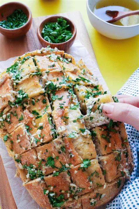 Garlic And Herb Vegan Pull Apart Bread Recipe ️🌱 Plant Perks