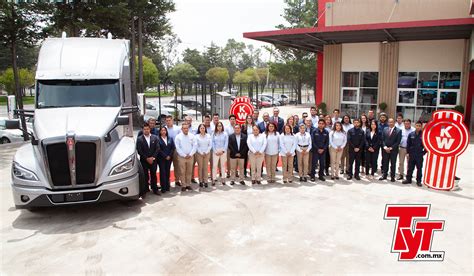 Clientes de Kenworth Anáhuac se suman a la celebración de los 100 años