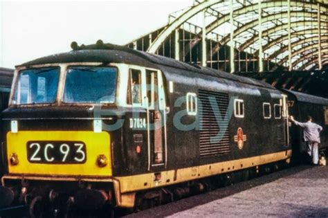 Uk Railway Photograph Class 35 Hymek Locomotive D7024 Rm35 17 £1 70 Picclick Uk