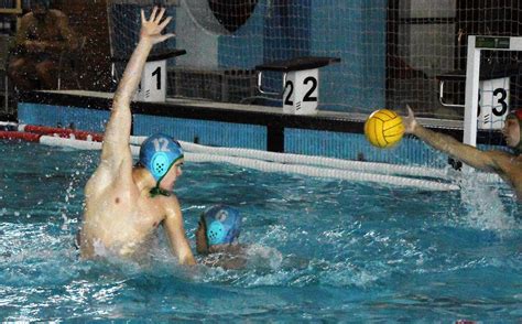 Derrota Local En Segunda Nacional Para El Club Waterpolo Dos Hermanas