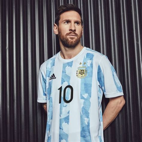 Selección Argentina on Instagram Juntos por esta camiseta buscando