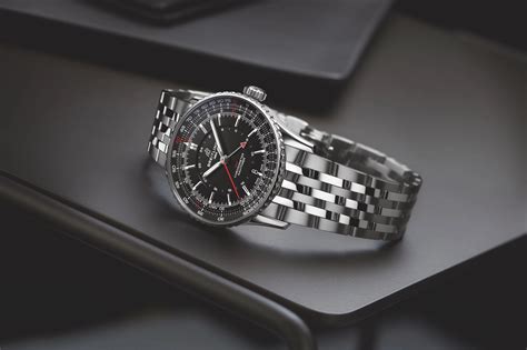 Breitling Adds a GMT to the Navitimer Automatic 41 | Gear Patrol