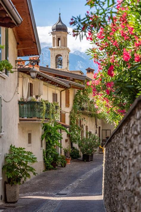 Limone Sul Garda Lake Garda Stock Image Image Of Places Tourist