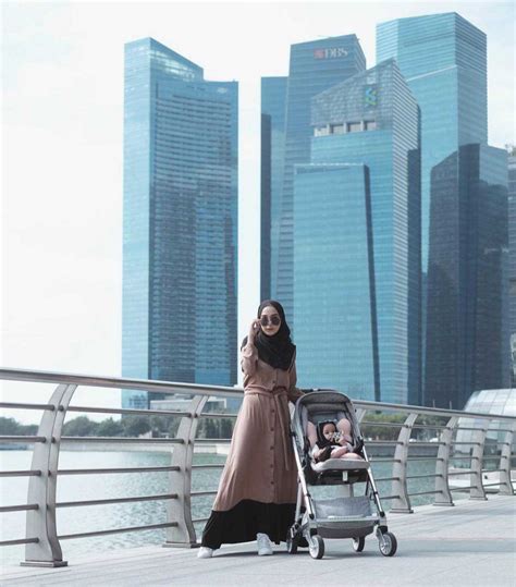 10 Inspirasi Outfit Hijab Earth Tone Ala Hamidah Rachmayanti