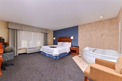 Hampton Inn Evanston $122 ($̶1̶5̶1̶) - UPDATED 2018 Prices & Hotel Reviews - WY - TripAdvisor