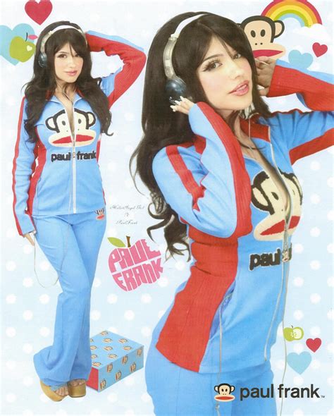 🌺☆Evelyn Gonzalez♪ 🧁 on Instagram: "Jamming out in my @helloangelgirl x