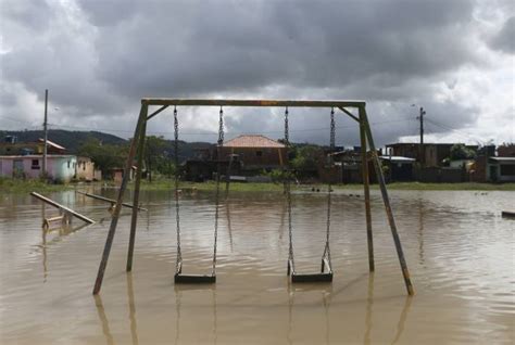 Jardim Maravilha Sofre Enchente Quase 48h Depois Da Chuva Rio De