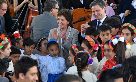 Presentan la Orquesta y Coro de Música Tradicional Mexicana esencia