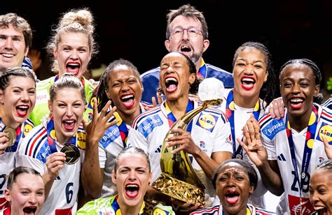 Mondial de Handball les Bleues remportent lor à sept mois des Jeux