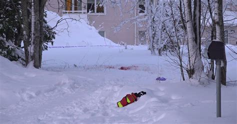 Kvinna Hittades Skadad I Torvalla Nu Talas En Man F R Mordf Rs K