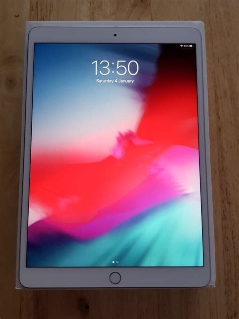 APPLE IPAD AIR 3RD GEN 64GB SILVER In Beaconsfield Buckinghamshire