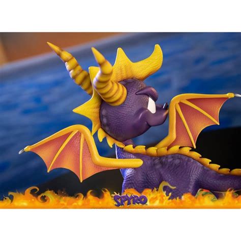 Primeiras 4 Figuras Spyro 2 Standard Edition Classic Ripto S Rage