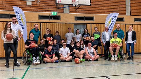 Perspektivwechsel Unter Dem Basketballkorb Bad Driburg Im Blick