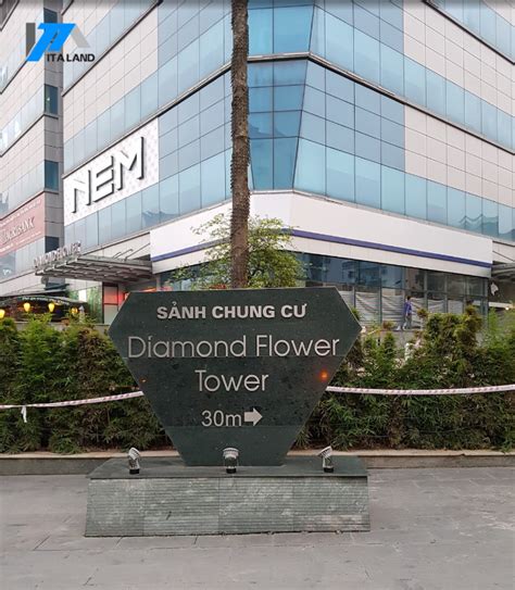 Diamond Flower Tower