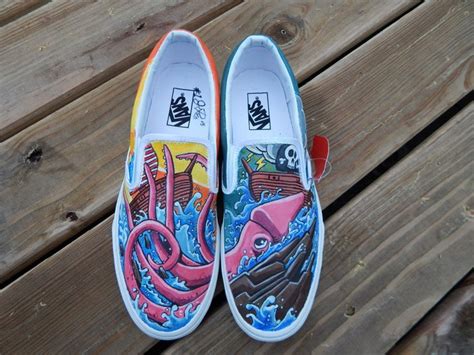 "Нарисуйте мне кеды!": новый взгляд на дизайнерскую обувь от Vans и Keds