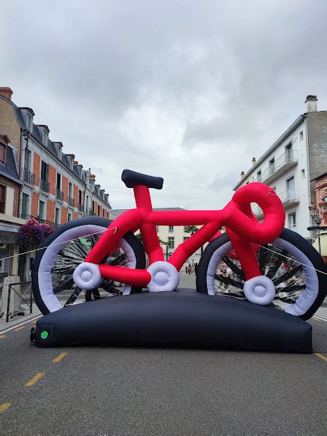 Un Samedi Pi Ton Pour Pr Parer L Arriv E Du Tour De France Tarbes