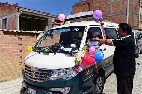 El país celebra el martes de challa en agradecimiento a la Pachamama