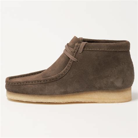 Clarks Grey Suede Wallabee Boot In Gray For Men Lyst