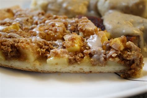 Apple Cinnamon Pizza - Yum! | Casa de Lindquist - Food