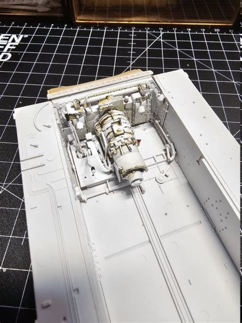 RFM M4A3 76W HVSS Sherman Full Interior M Warsztat Modelarstwo